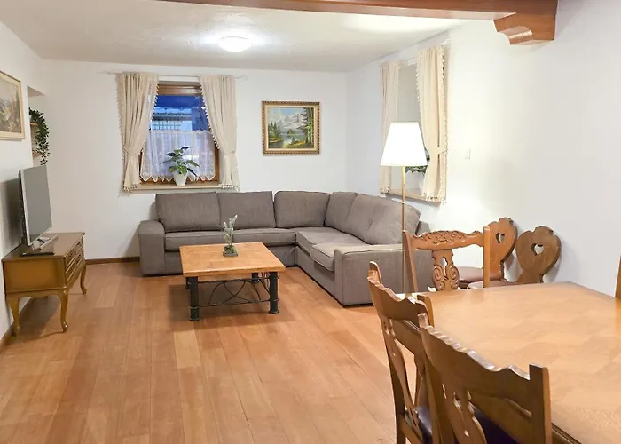 Gallery Garden * Garmisch-Partenkirchen