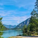 Gallery Garden * Garmisch-Partenkirchen