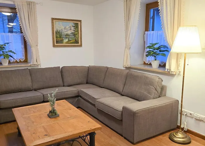 Gallery Garden Apartment *